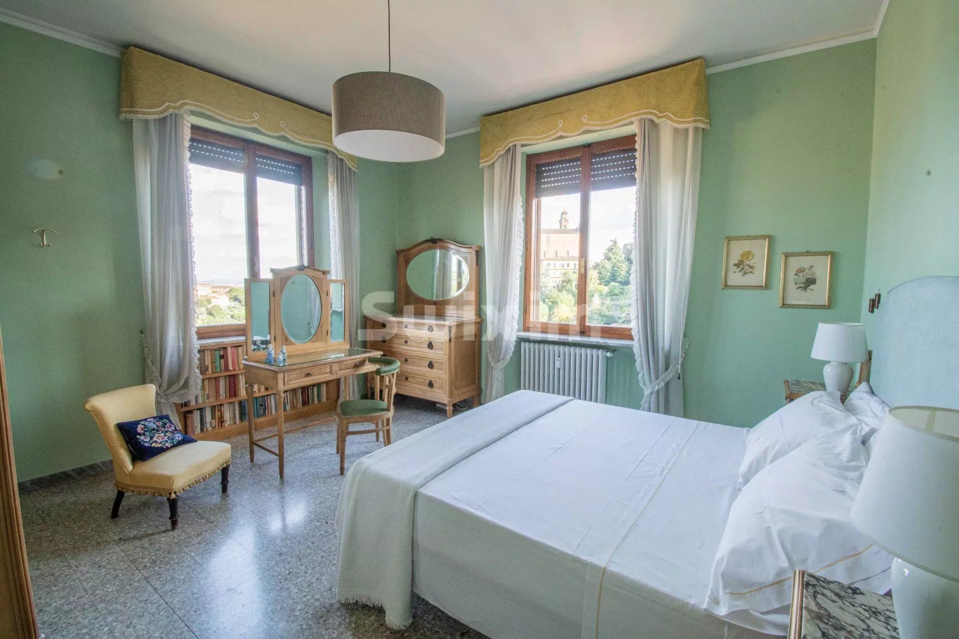 appartement 5 Pièces en location sur Siena (53100)