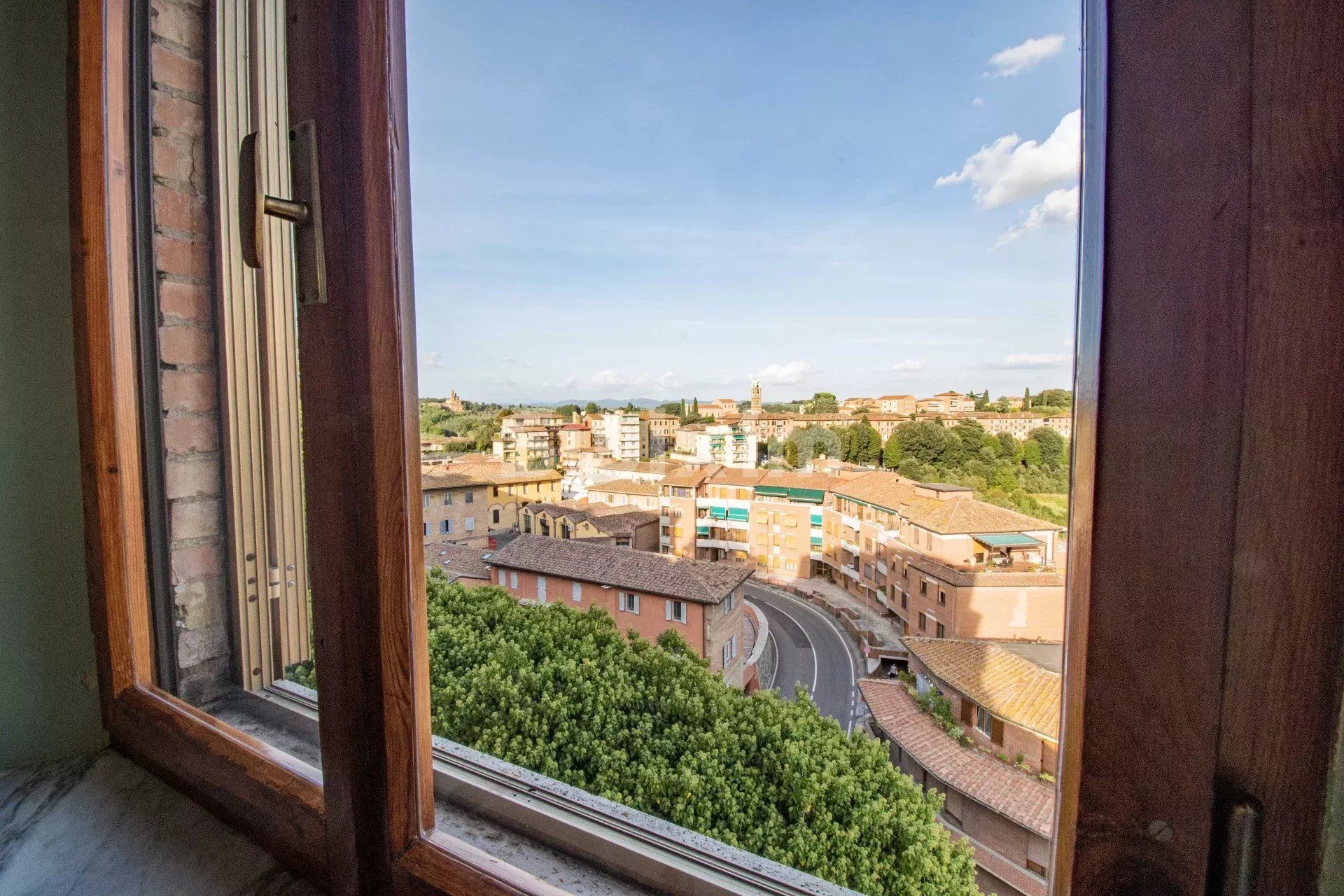 appartement 5 Pièces en location sur Siena (53100)