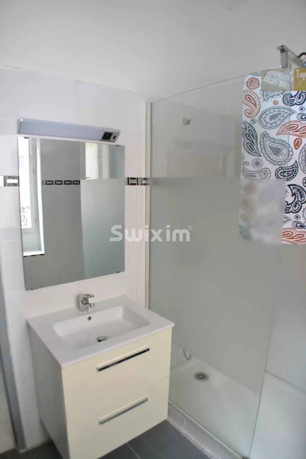 stadthaus 2 Zimmer zum verkauf auf Nîmes (30000)