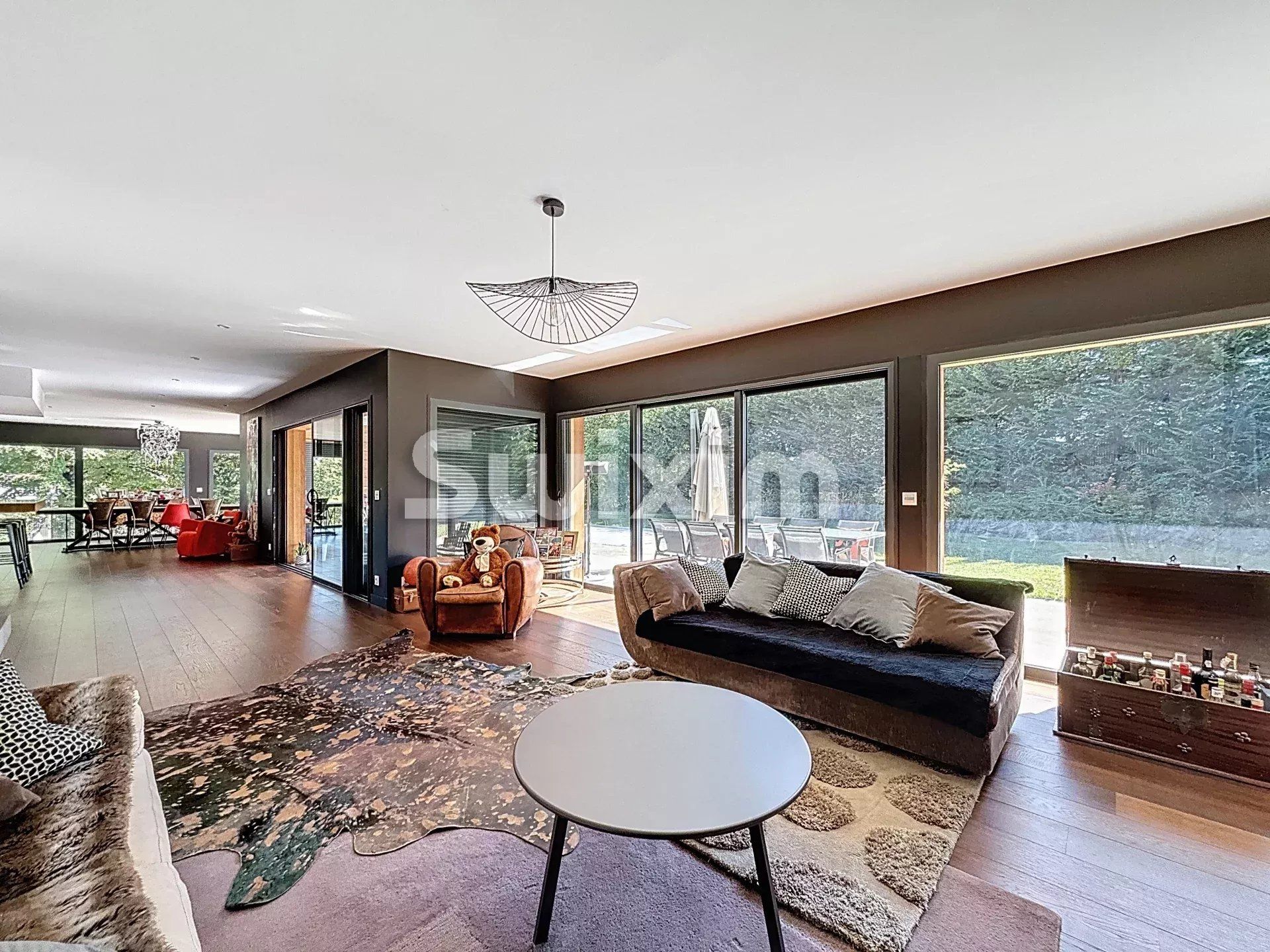 maison 8 Pièces en vente sur Divonne-les-Bains (01220)