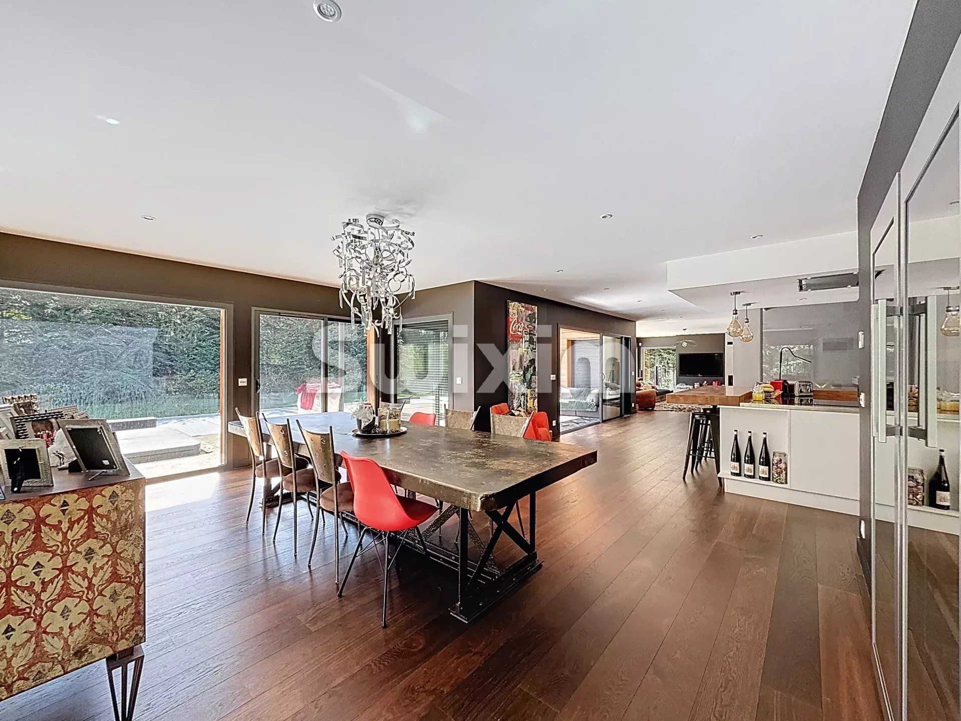 maison 8 Pièces en vente sur Divonne-les-Bains (01220)