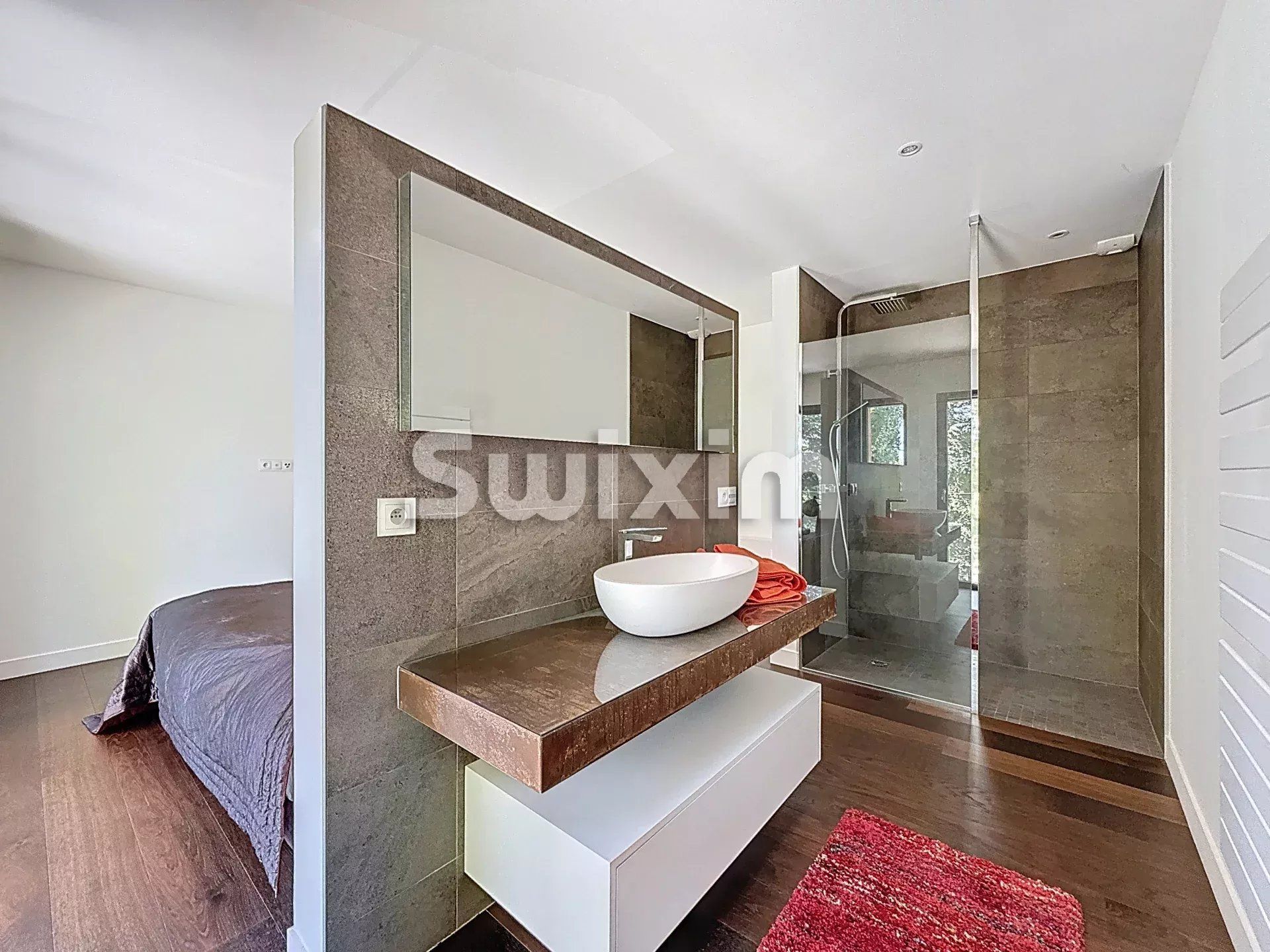 maison 8 Pièces en vente sur Divonne-les-Bains (01220)