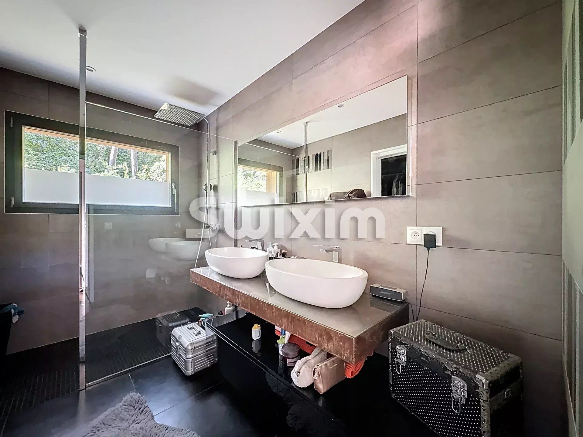 maison 8 Pièces en vente sur Divonne-les-Bains (01220)