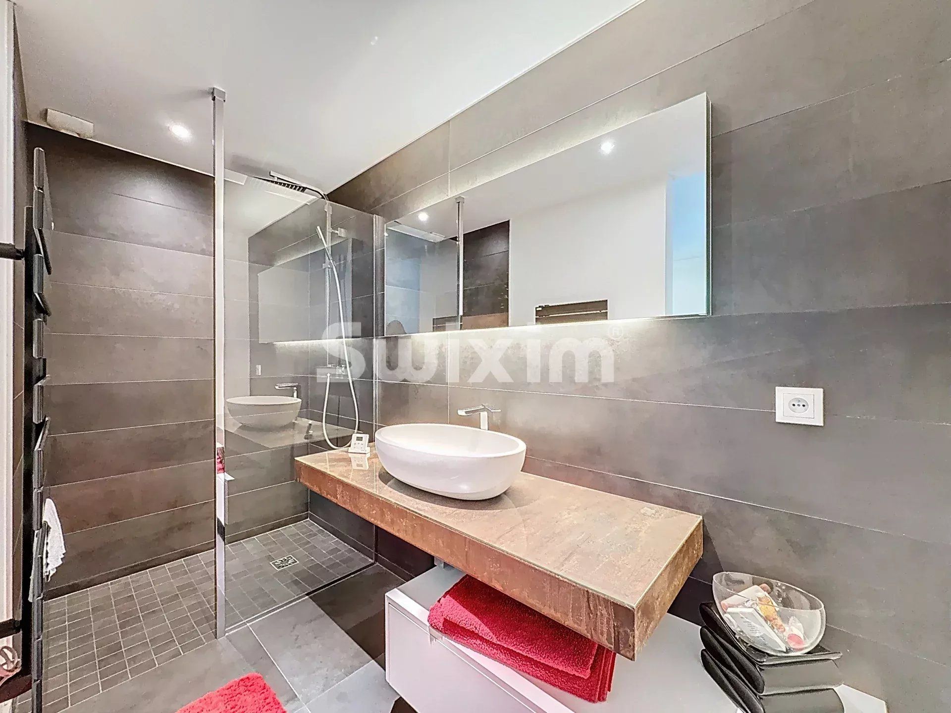 casa 8 Camere in vendita su Divonne-les-Bains (01220)