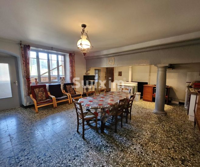 Vente Maison Poligny 9&nbsp;Pièces 281.32&nbsp;m²