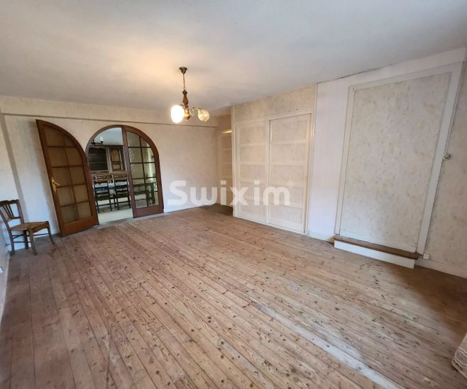 Vente Maison Poligny 9&nbsp;Pièces 281.32&nbsp;m²