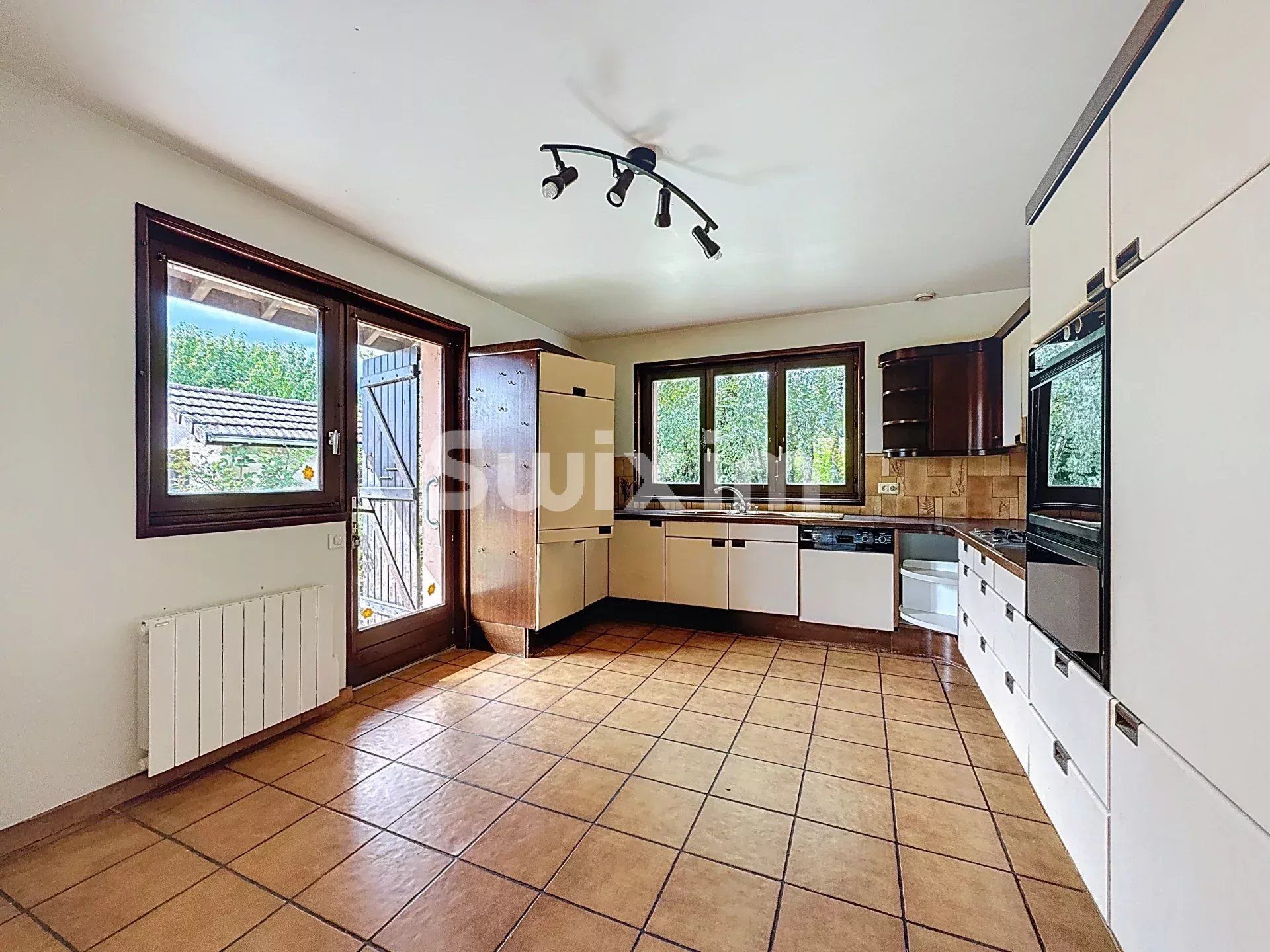 maison 7 Pièces en vente sur Cessy (01170)