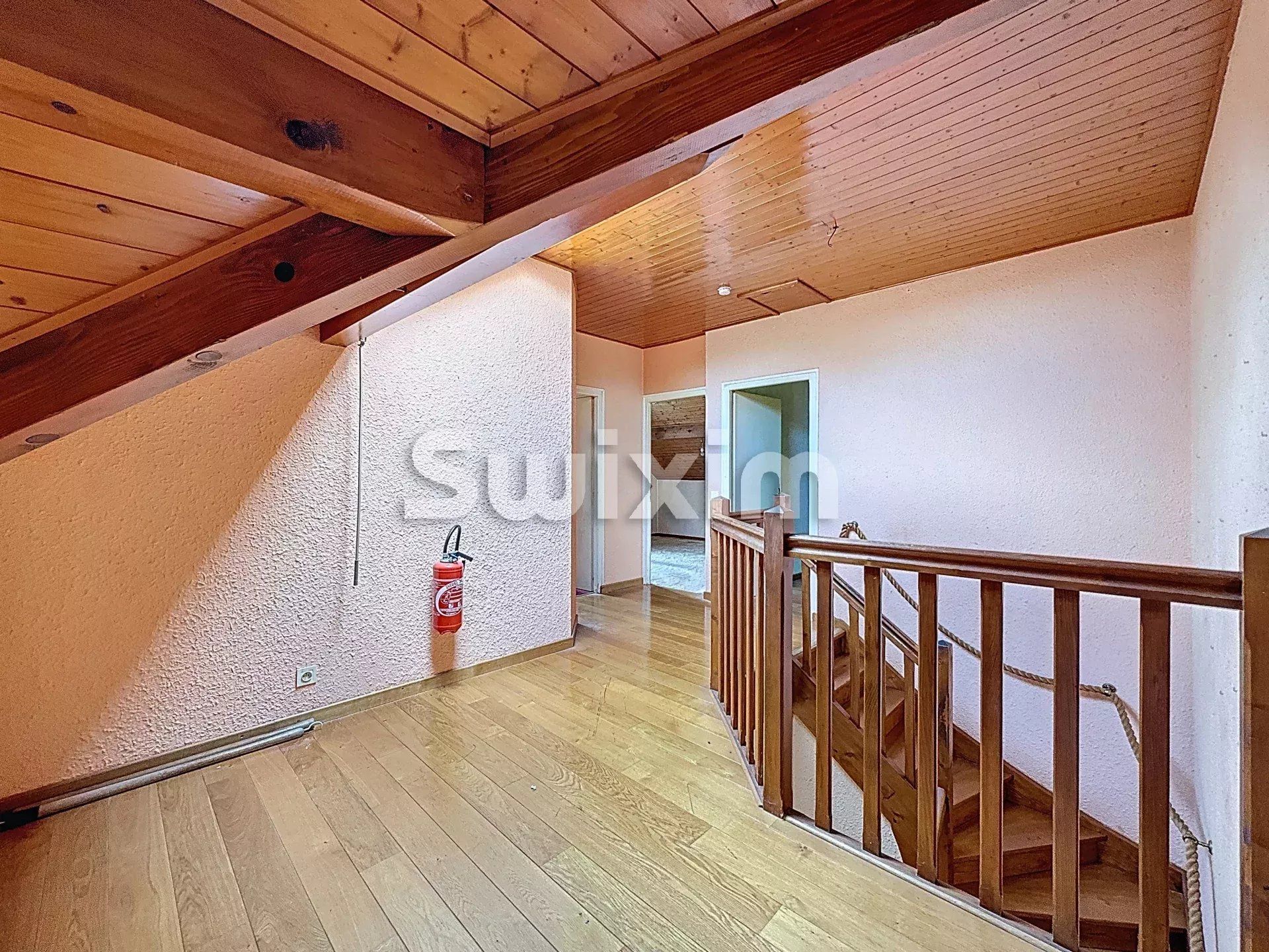 maison 7 Pièces en vente sur Cessy (01170)