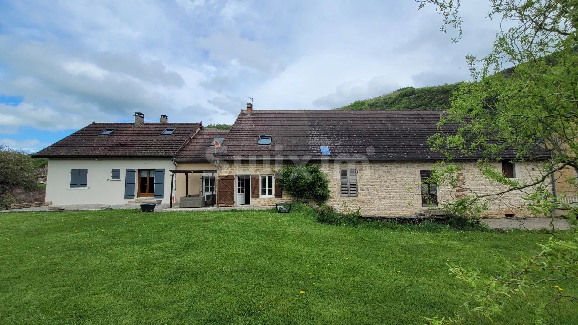 maison 12 Pièces en vente sur Lons-le-Saunier (39000)