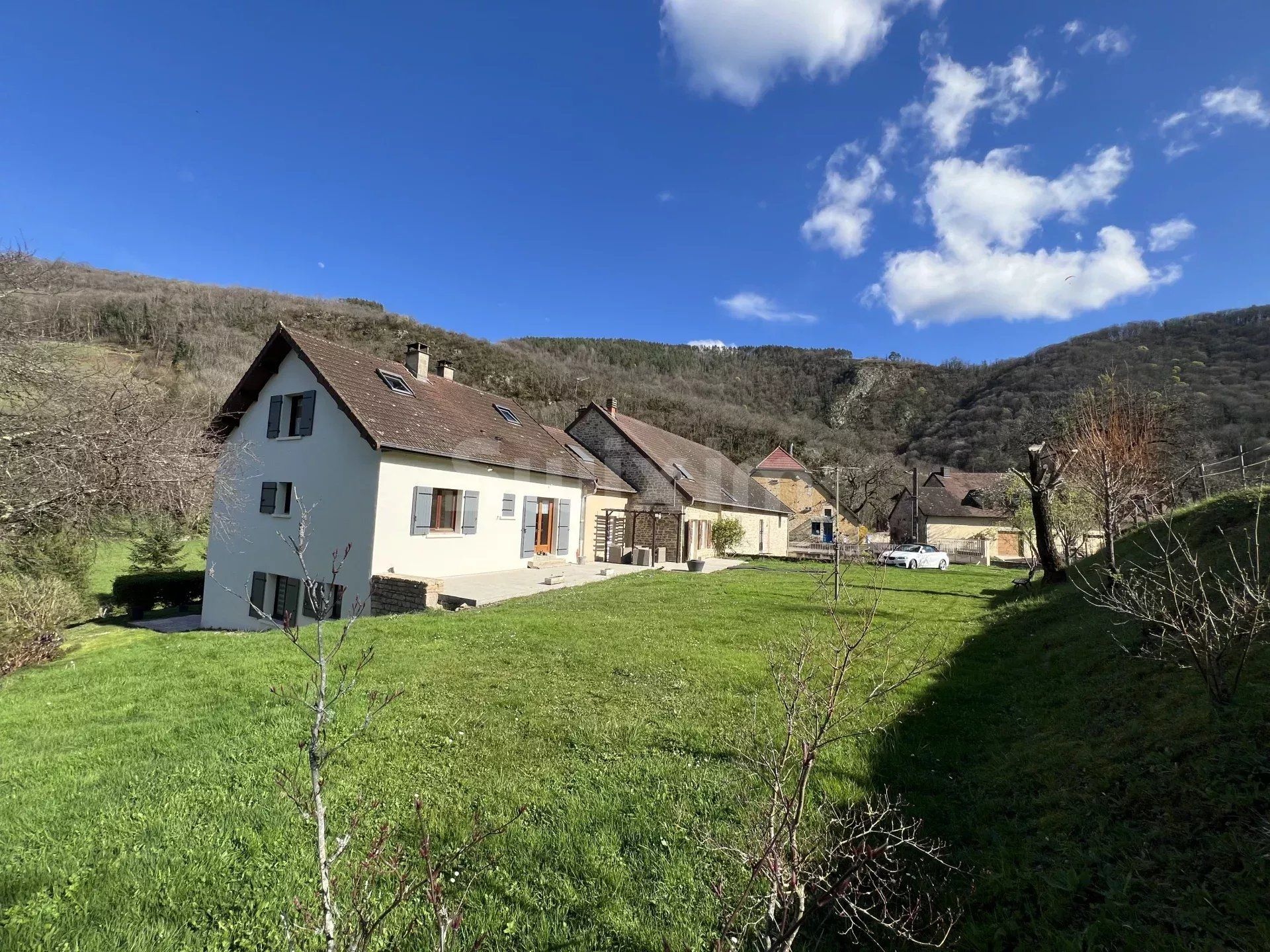 maison 12 Pièces en vente sur Lons-le-Saunier (39000)