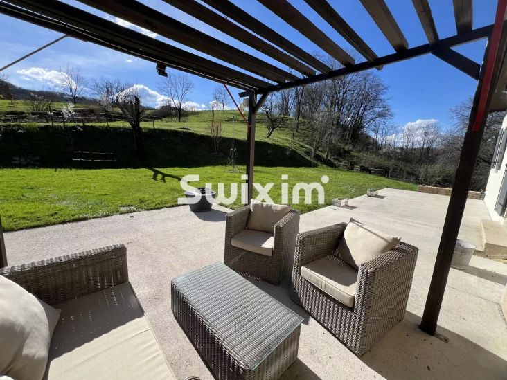 Sale House Lons-le-Saunier 12&nbsp;Rooms 339&nbsp;m²