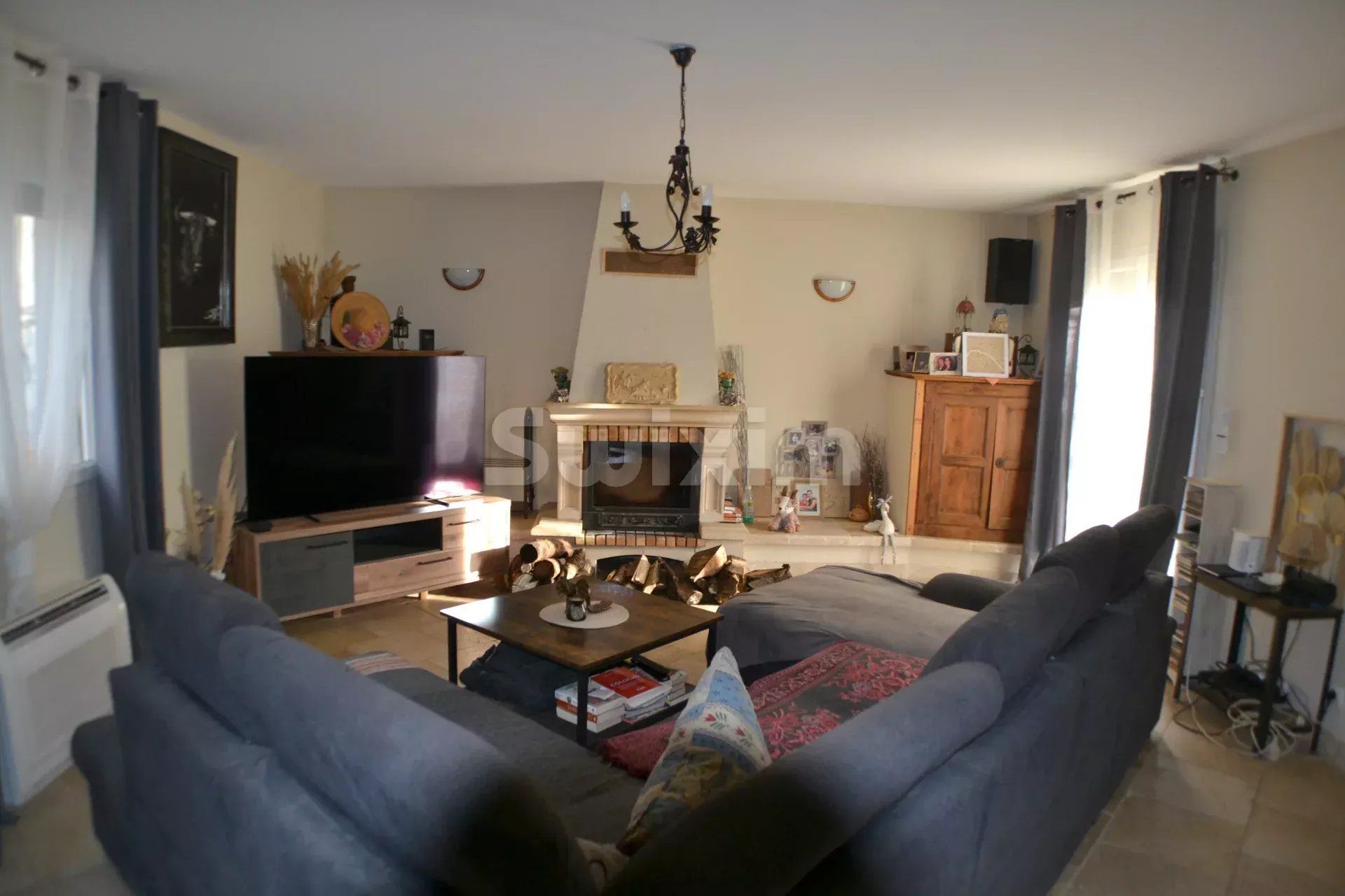 villa 6 Camere in vendita su Bellegarde (30127)