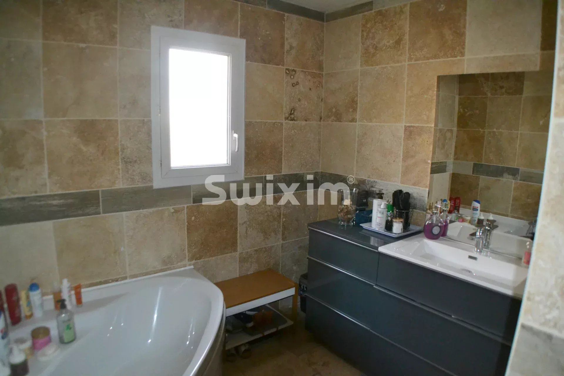 villa 6 Rooms for sale on Bellegarde (30127)