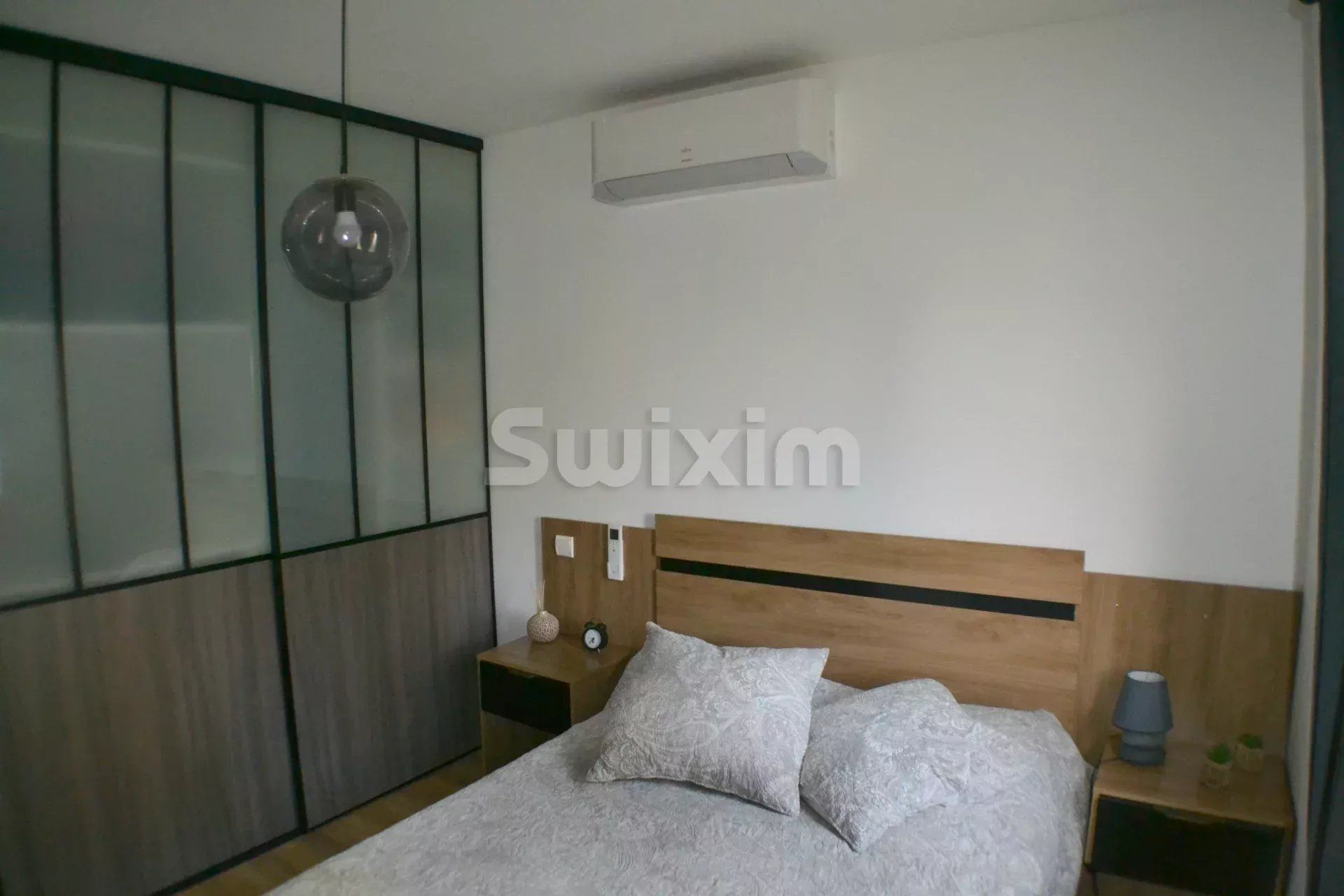 villa 6 Camere in vendita su Bellegarde (30127)