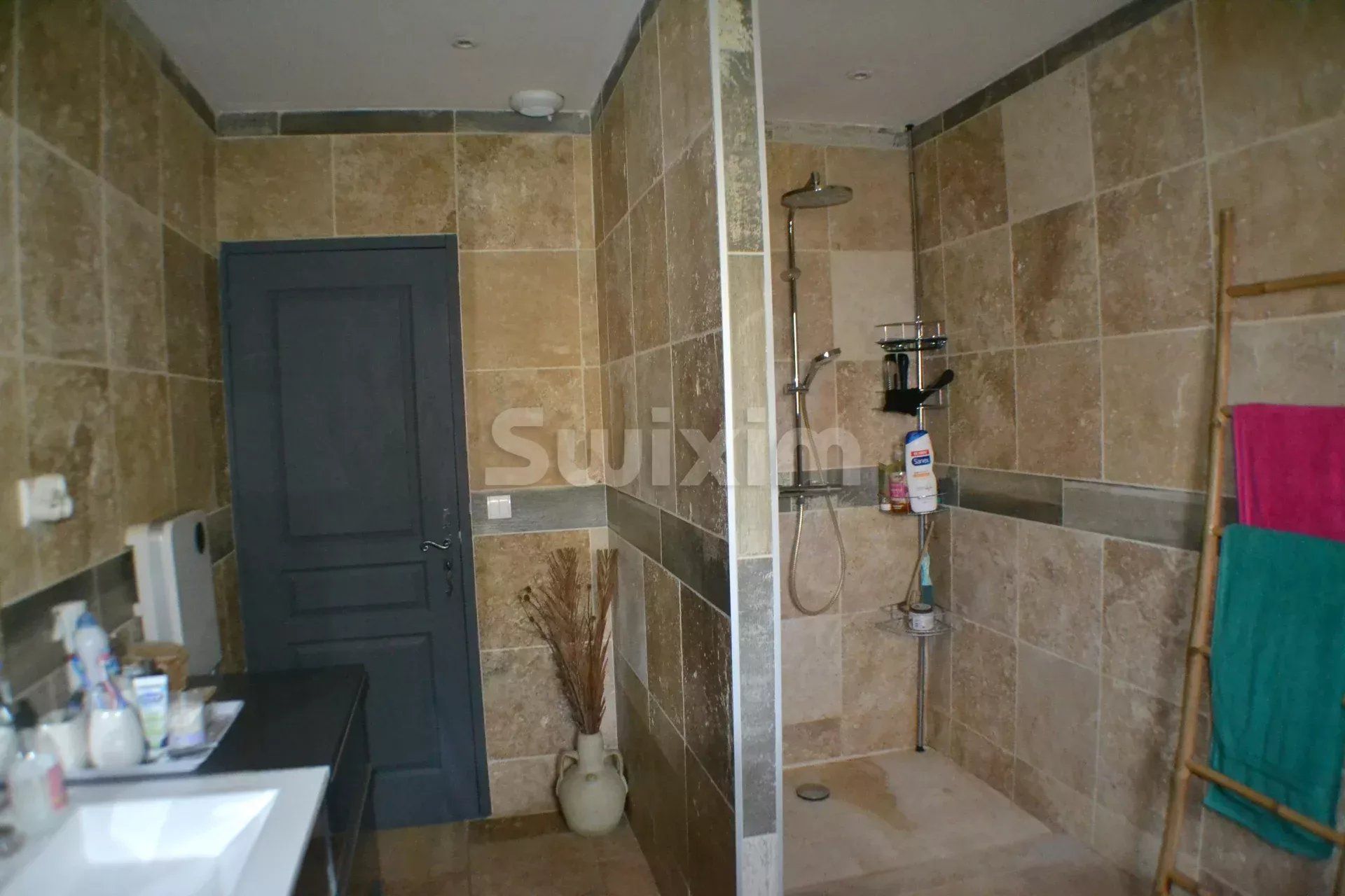 villa 6 Camere in vendita su Bellegarde (30127)