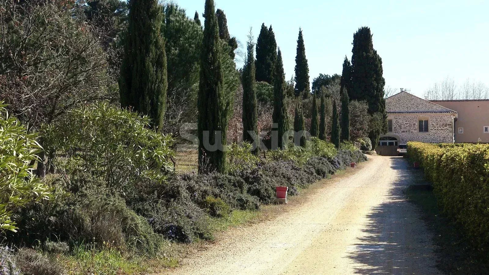 mas 5 Pièces en vente sur Visan (84820)