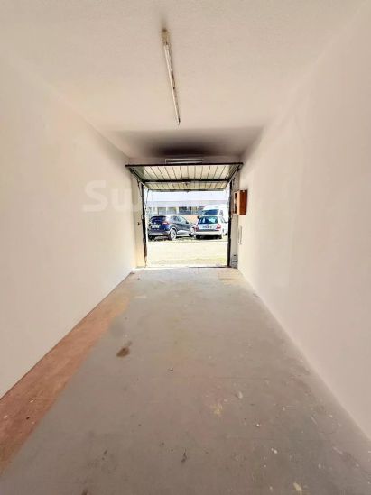 Location Garage Amadora 18 m²