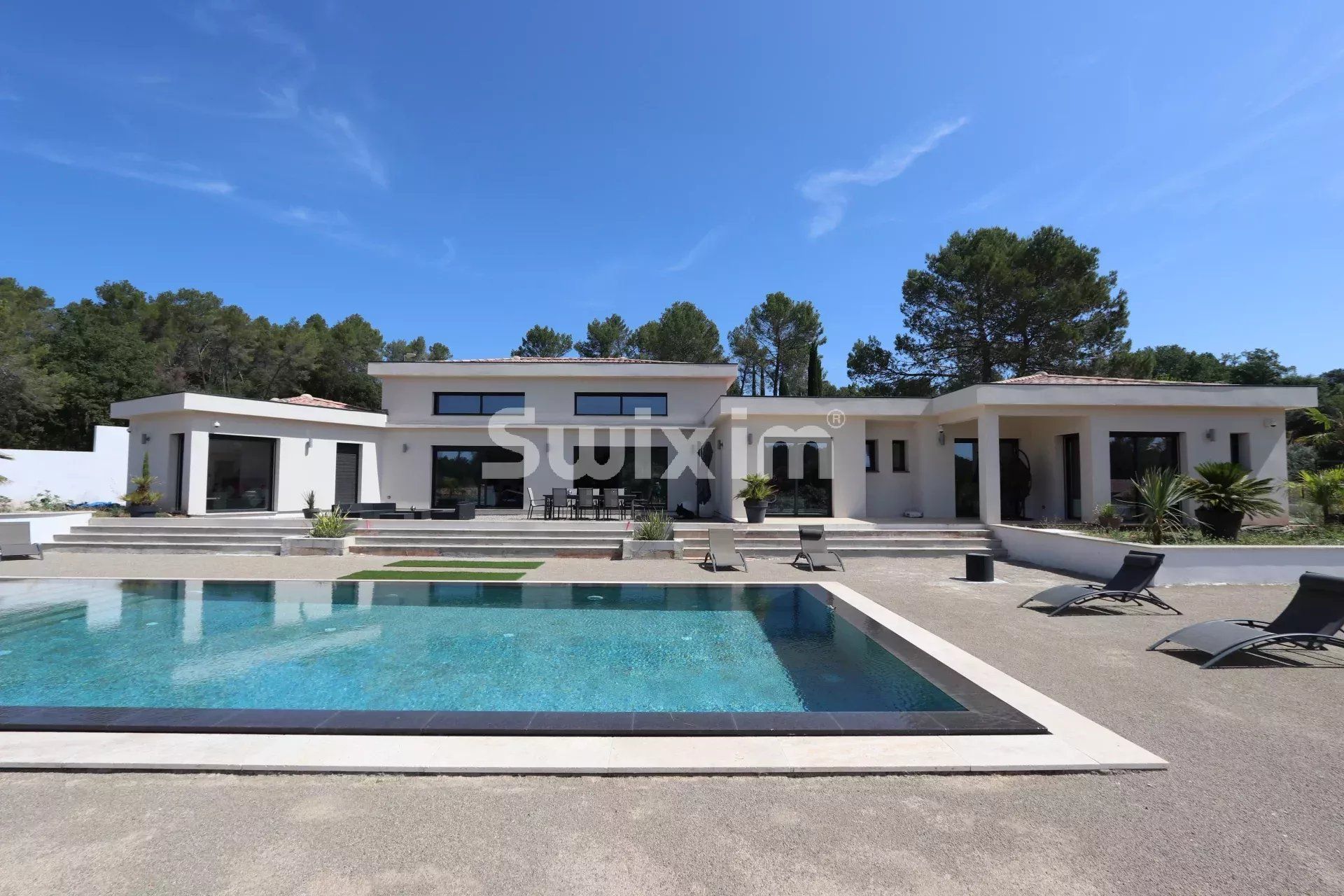 villa 7 Camere in vendita su Lorgues (83510)