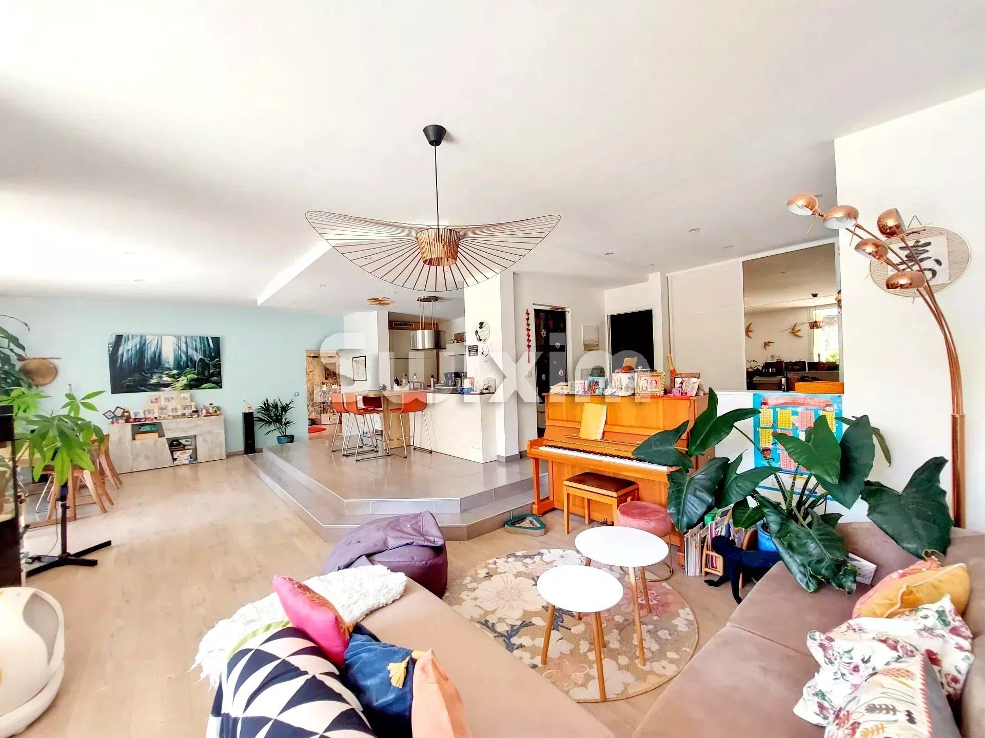 maison 6 Pièces en vente sur Ségny (01170)