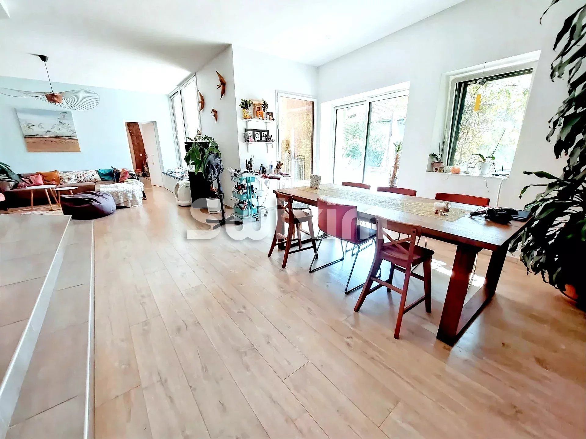 maison 6 Pièces en vente sur Ségny (01170)