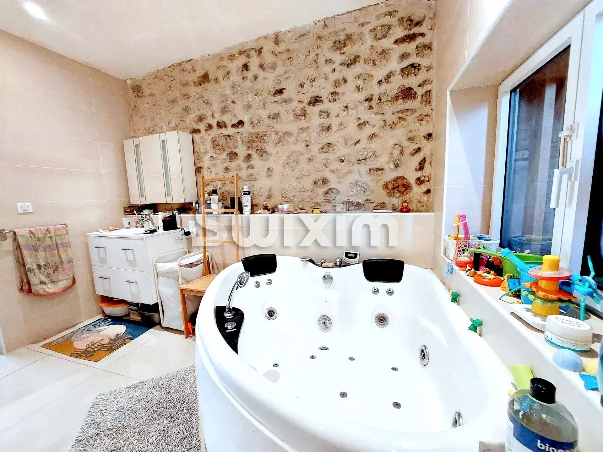 maison 6 Pièces en vente sur Ségny (01170)