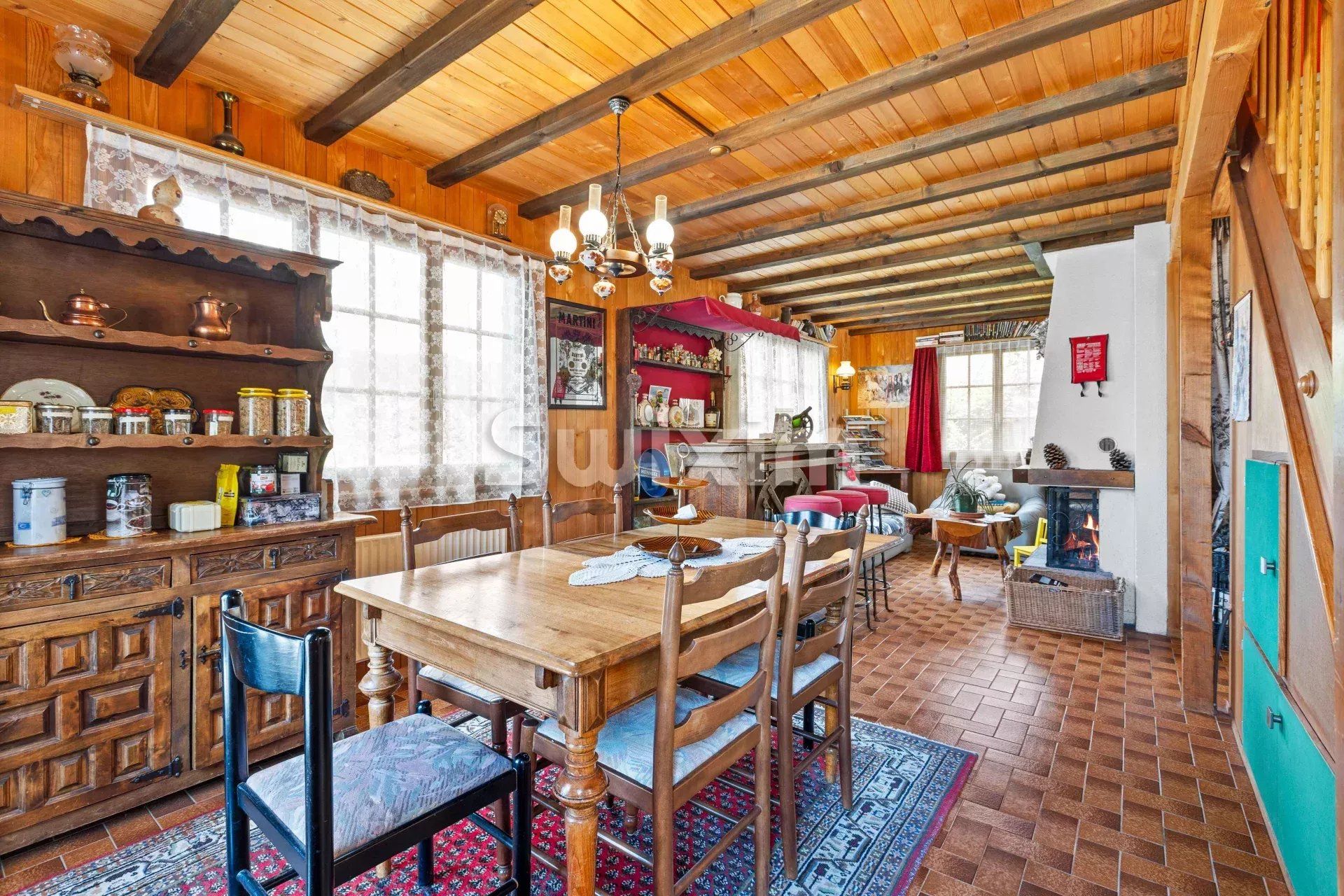 chalet 7 Camere in vendita su Châtel-Saint-Denis (1618)