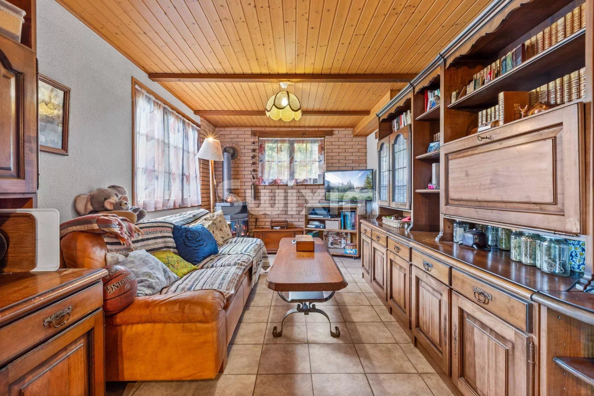 chalet 7 Camere in vendita su Châtel-Saint-Denis (1618)