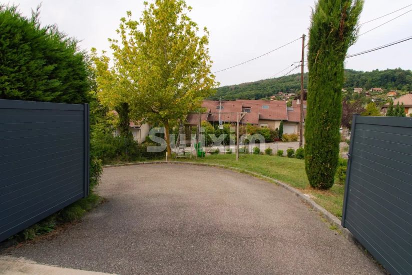 Vente Maison Pringy 6 Pièces 177 m²