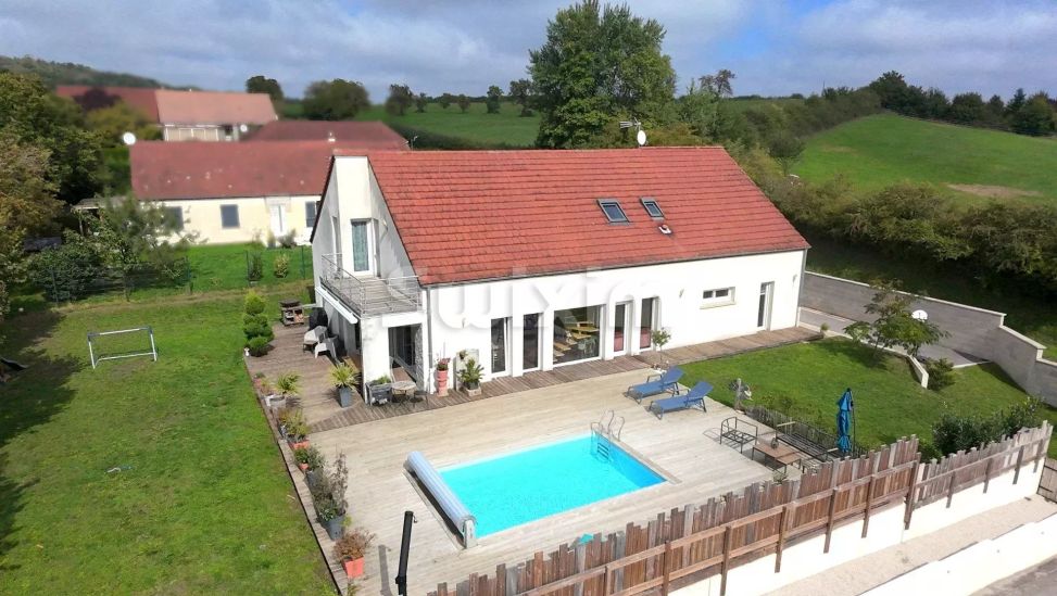 Vente Maison Moissey 8 Pièces 234 m²