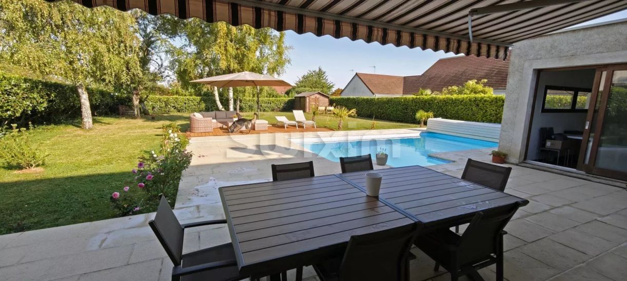 Vente Maison Damparis 8 Pièces 181 m²