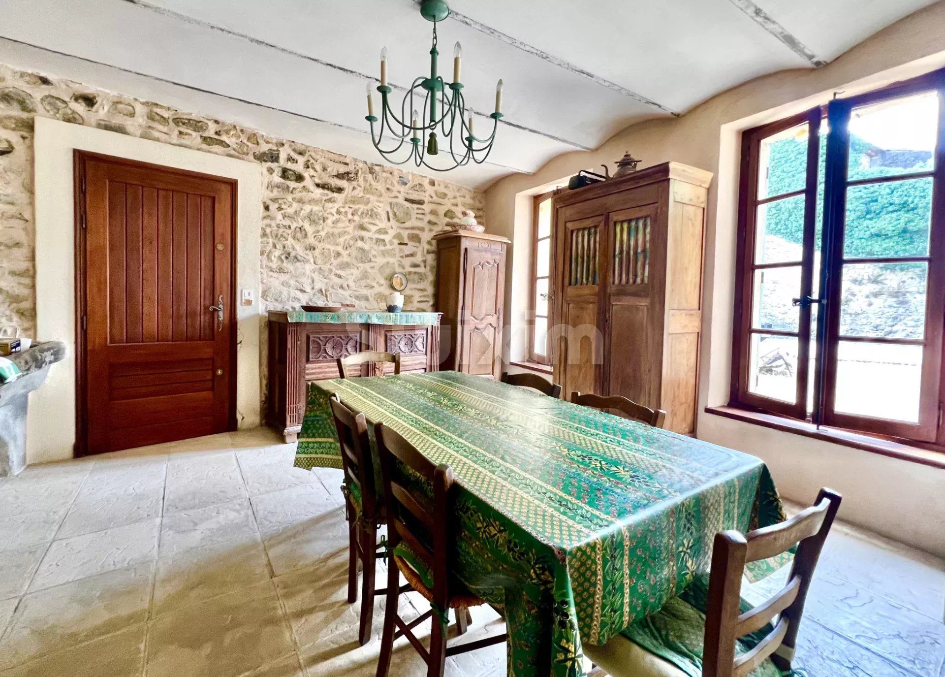 mas 12 Pièces en vente sur Saint-Bénézet (30350)