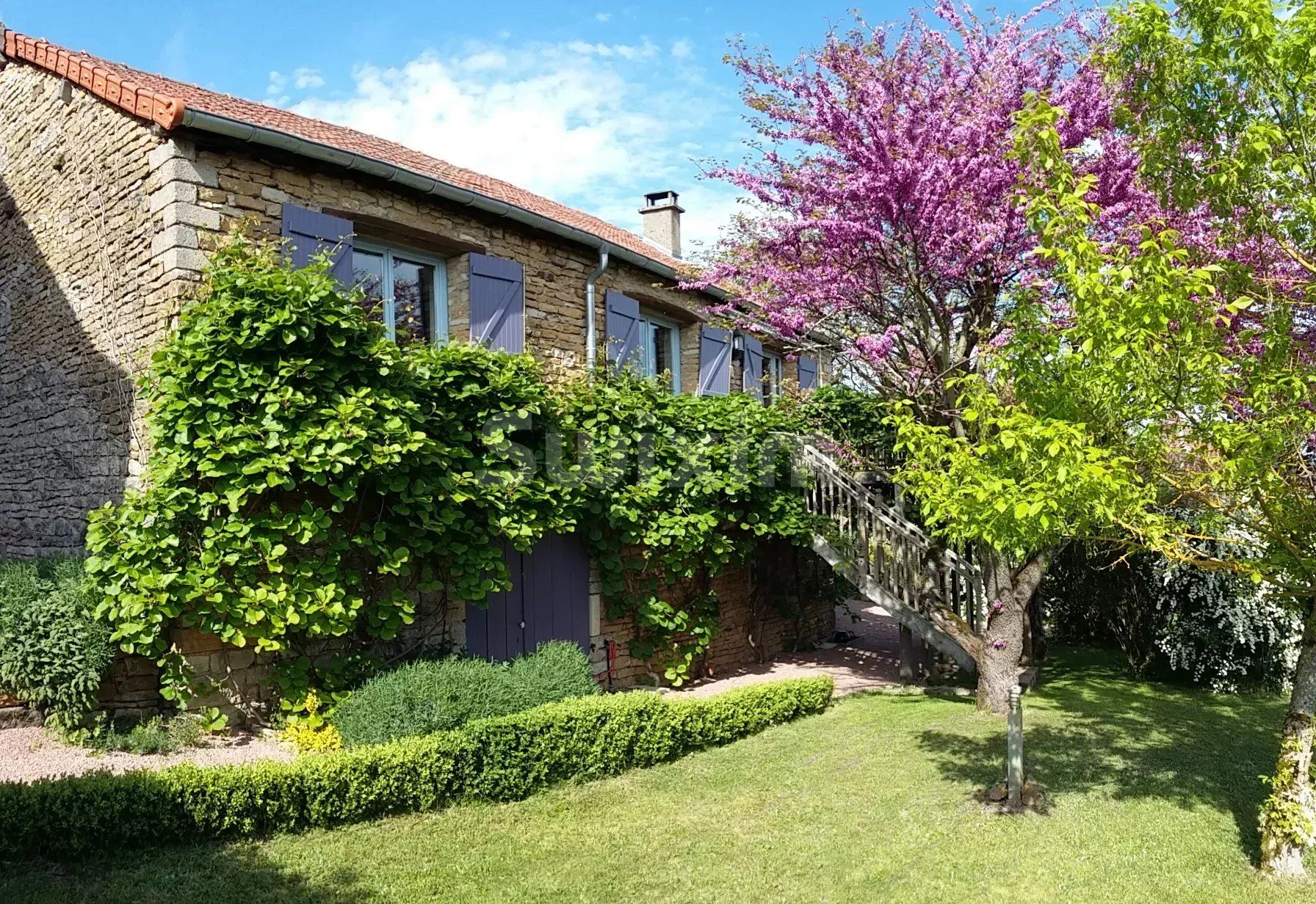 anwesen 10 Zimmer zum verkauf auf Culles-les-Roches (71460)