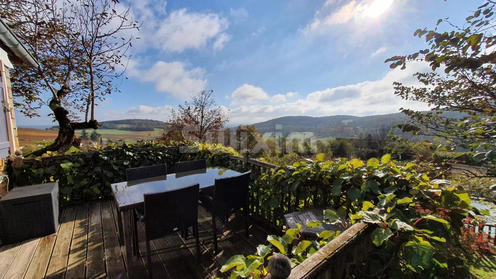 anwesen 10 Zimmer zum verkauf auf Culles-les-Roches (71460)