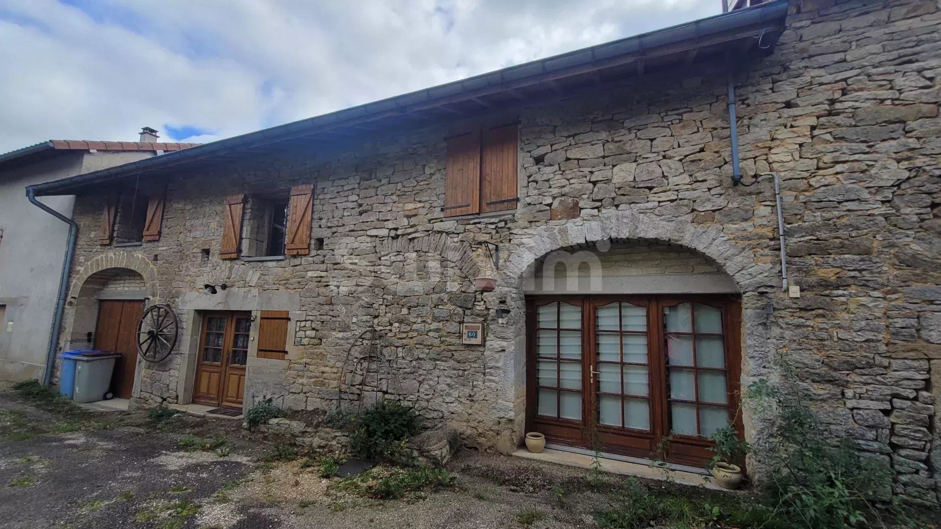 maison 5 Pièces en vente sur Cuiseaux (71480)