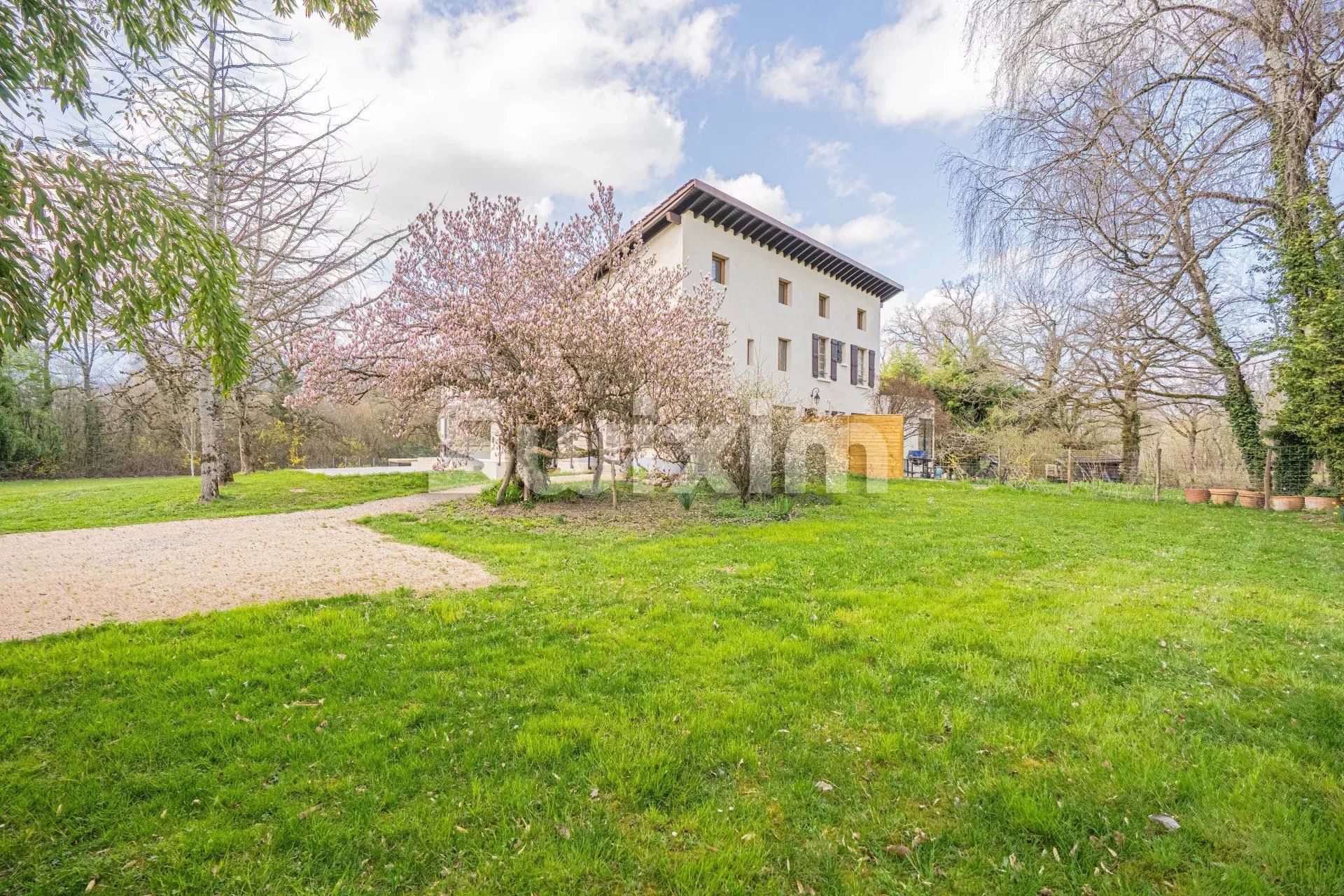 maison 7 Pièces en vente sur Prévessin-Moëns (01280)