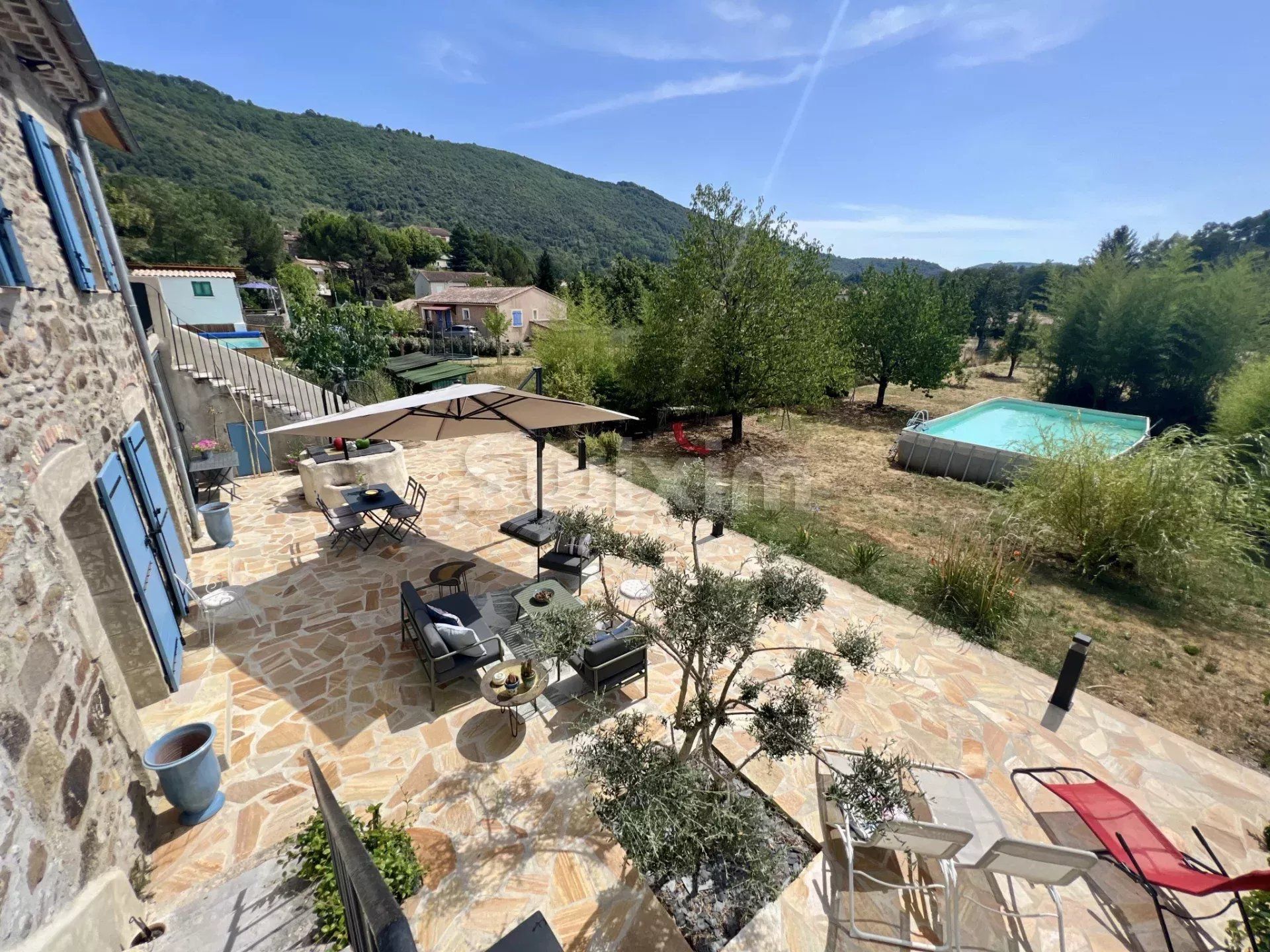 casa 5 Camere in vendita su Gagnières (30160)