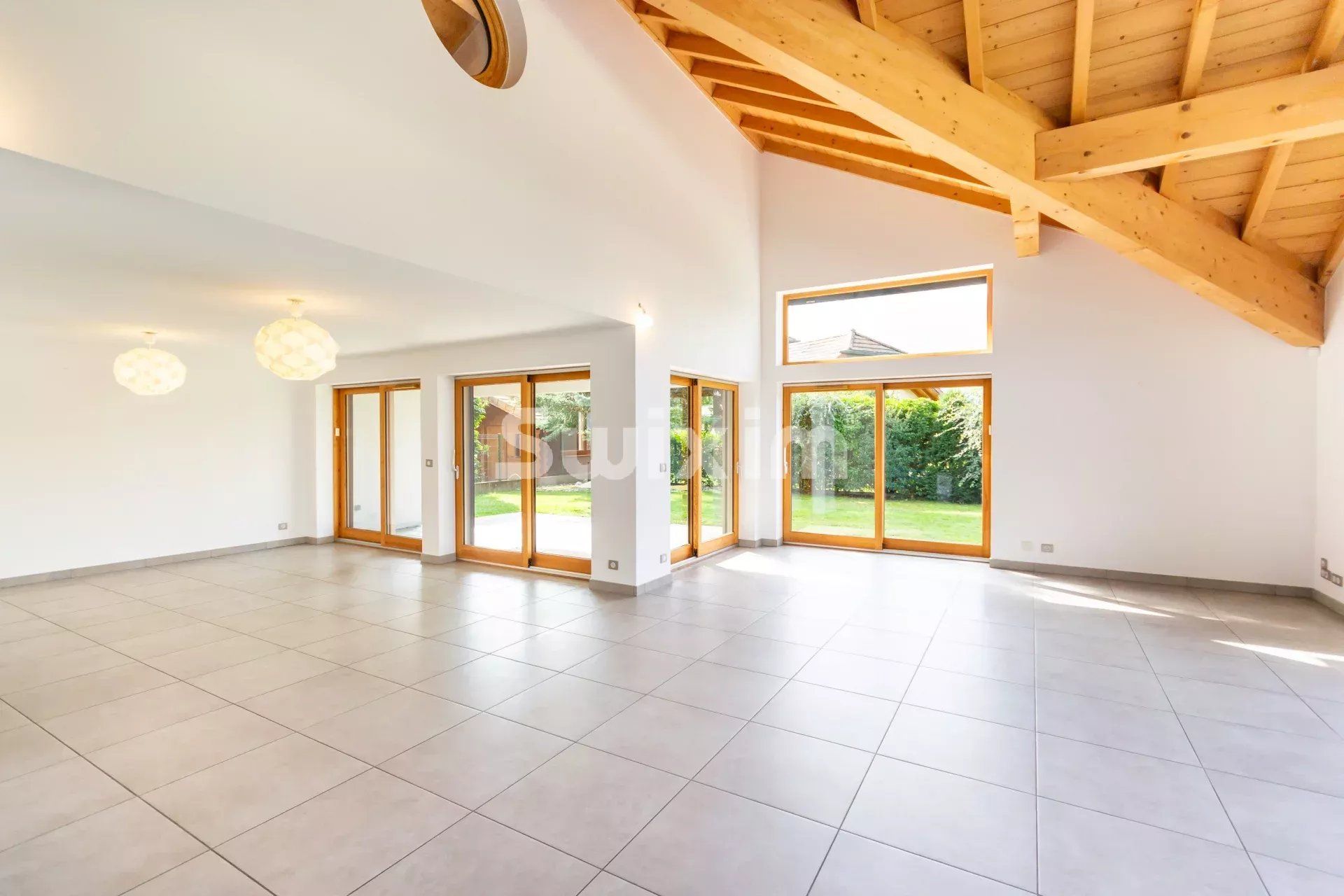 haus 5 Zimmer zur miete auf Gaillard (74240)