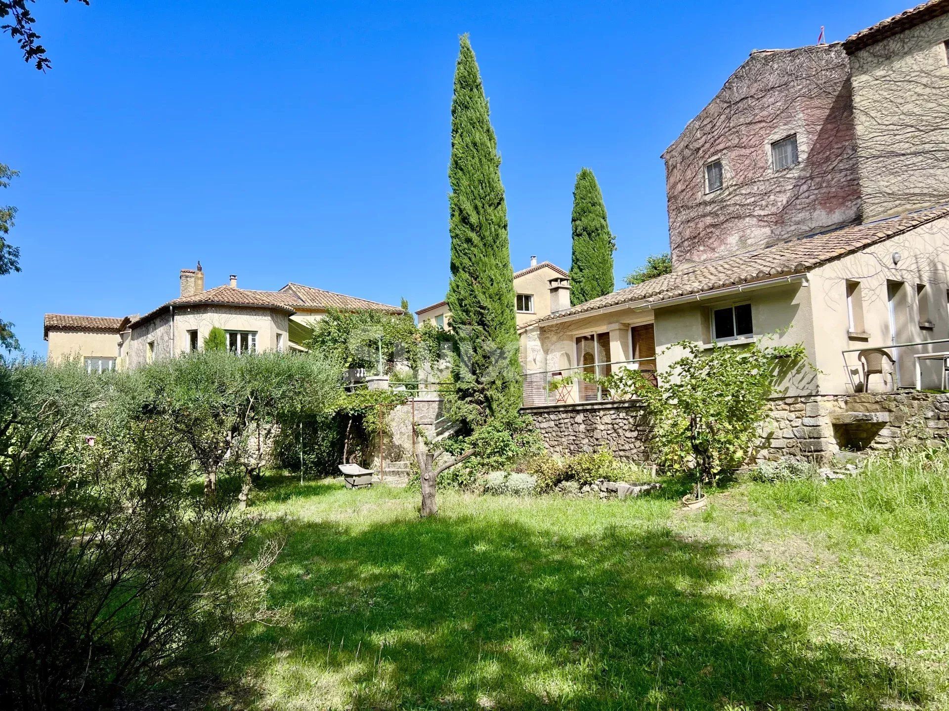 maison 13 Pièces en vente sur Saint-Victor-la-Coste (30290)