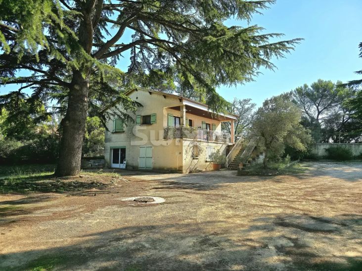 Vente Maison Suze-la-Rousse 7 Pièces 153 m²