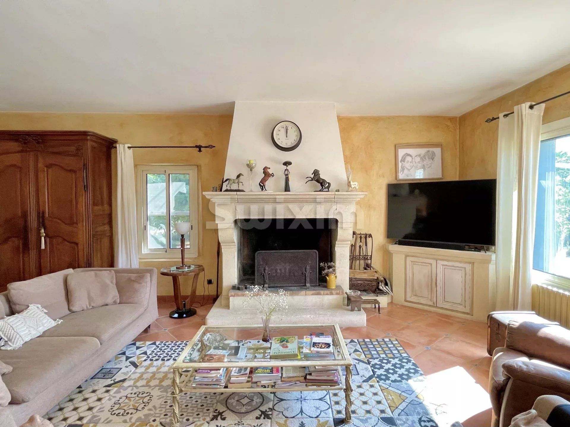 property 16 Rooms for sale on Saint-Laurent-d'Aigouze (30220)