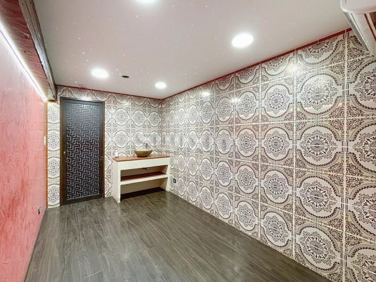 Vente Commerce Sallanches 5 Pièces 61.73 m²