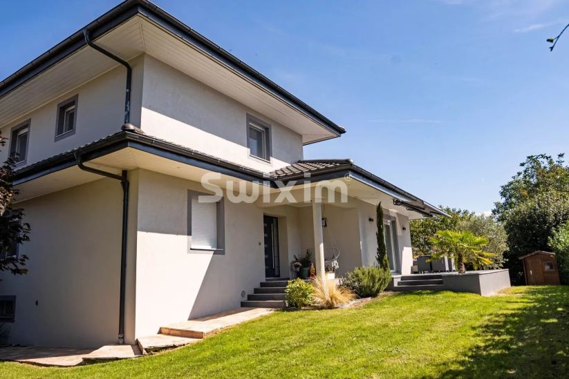 Sale House Veigy-Foncenex 9&nbsp;Rooms 213&nbsp;m²