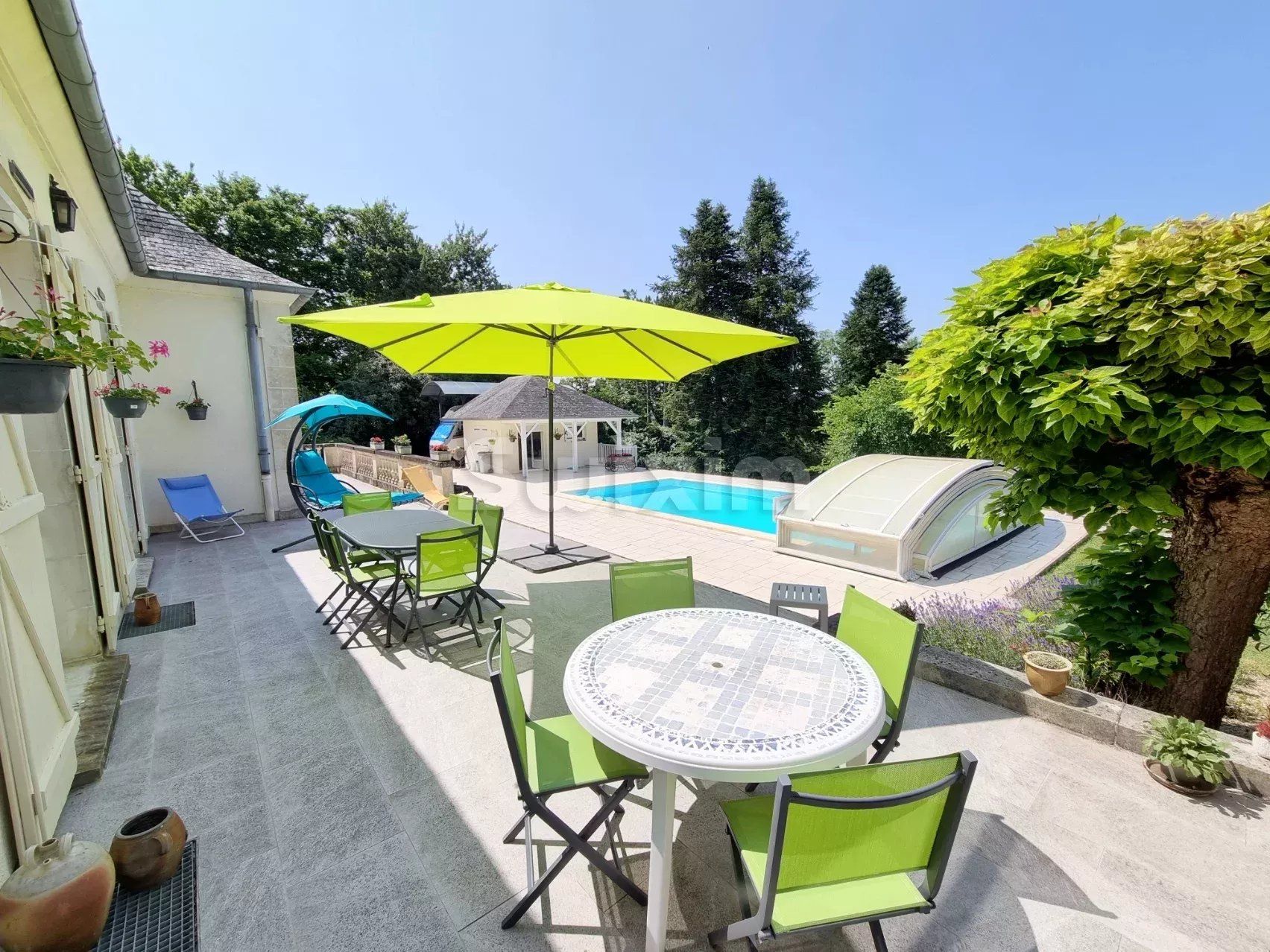 propriété 14 Pièces en vente sur Varennes-Vauzelles (58640)