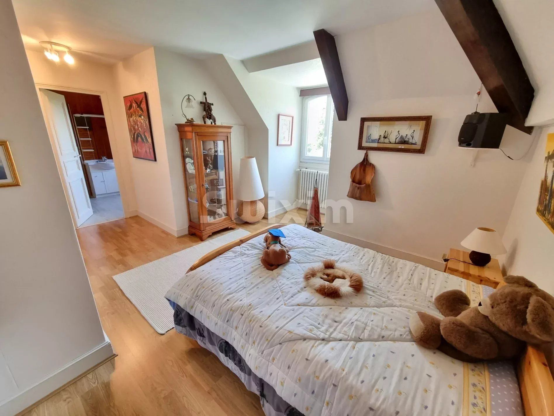 propriété 14 Pièces en vente sur Varennes-Vauzelles (58640)