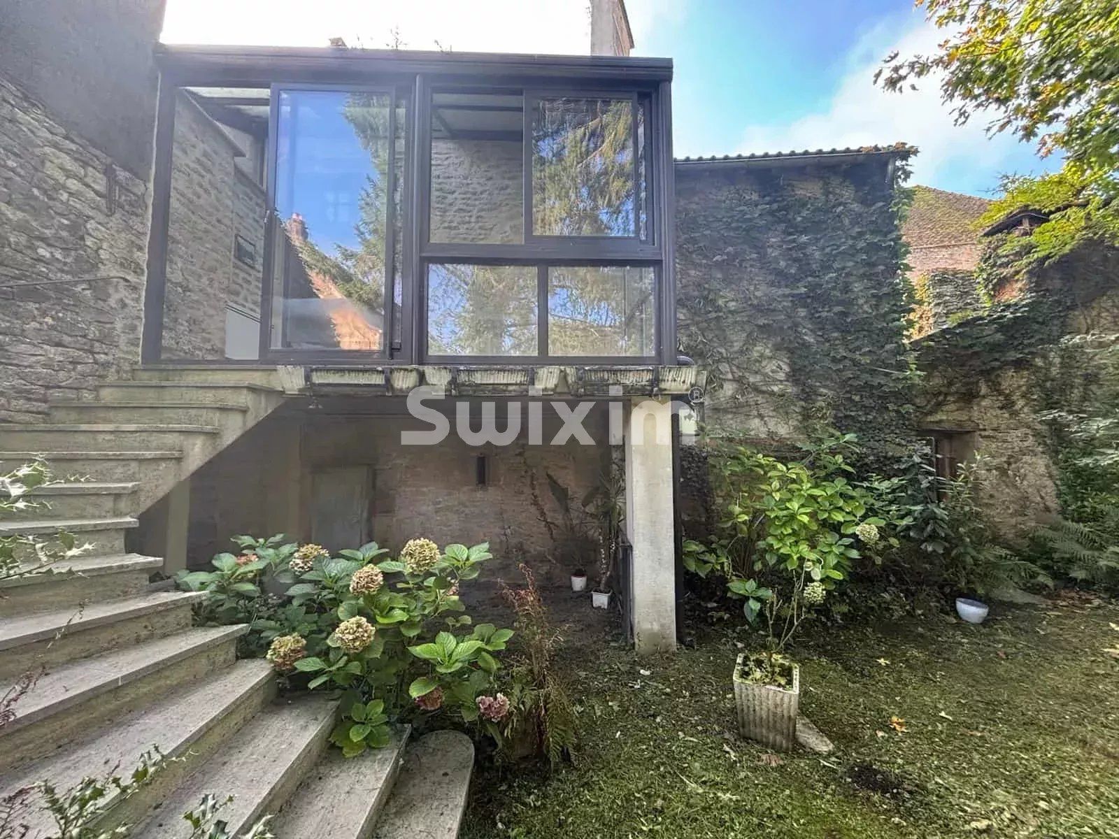 casa 12 Camere in vendita su Noyers (89310)