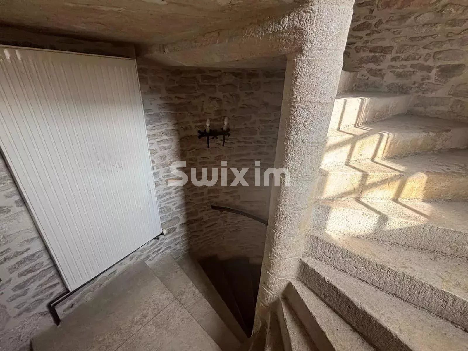 maison 12 Pièces en vente sur Noyers (89310)