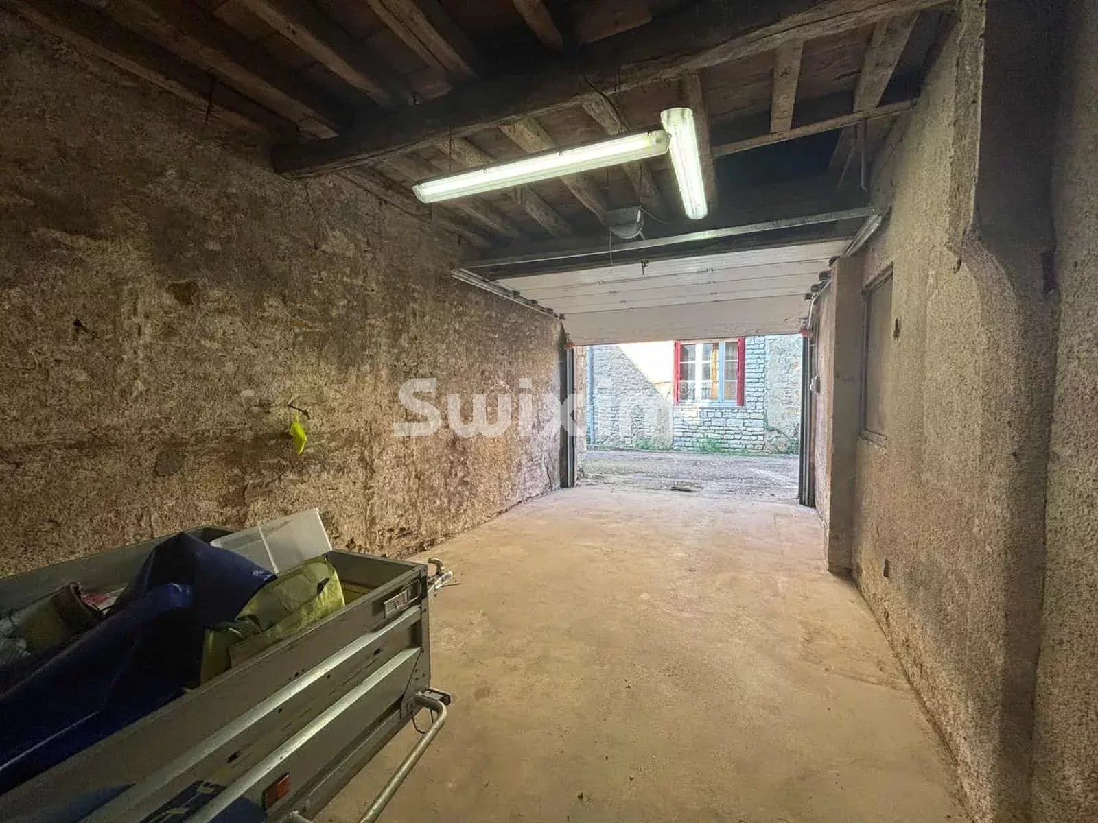 maison 12 Pièces en vente sur Noyers (89310)