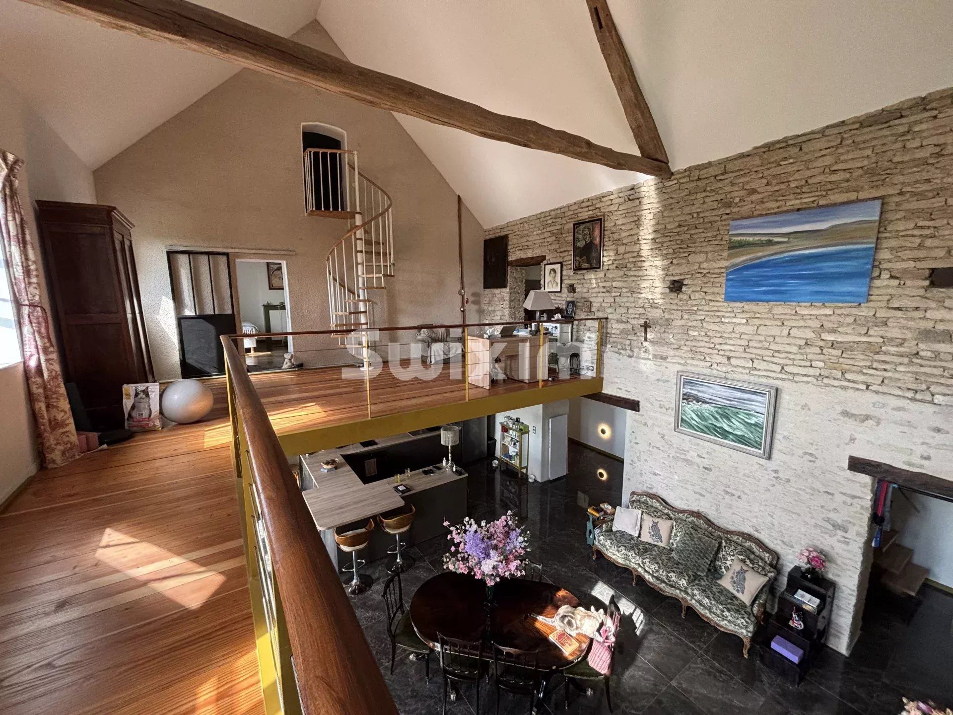 casa 5 Camere in vendita su Bard-lès-Époisses (21460)