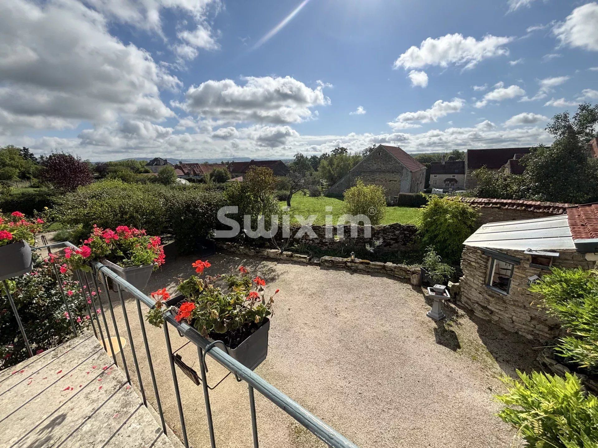 casa 5 Camere in vendita su Bard-lès-Époisses (21460)