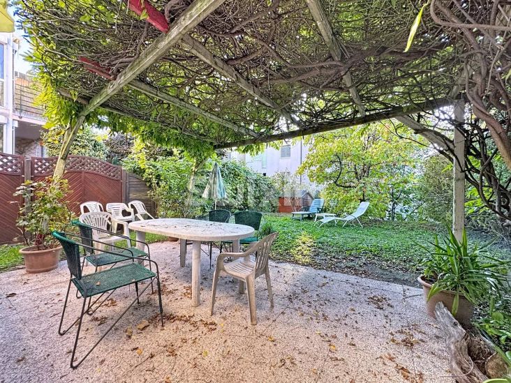 Vente Appartement Thônex 5 Pièces 90 m²